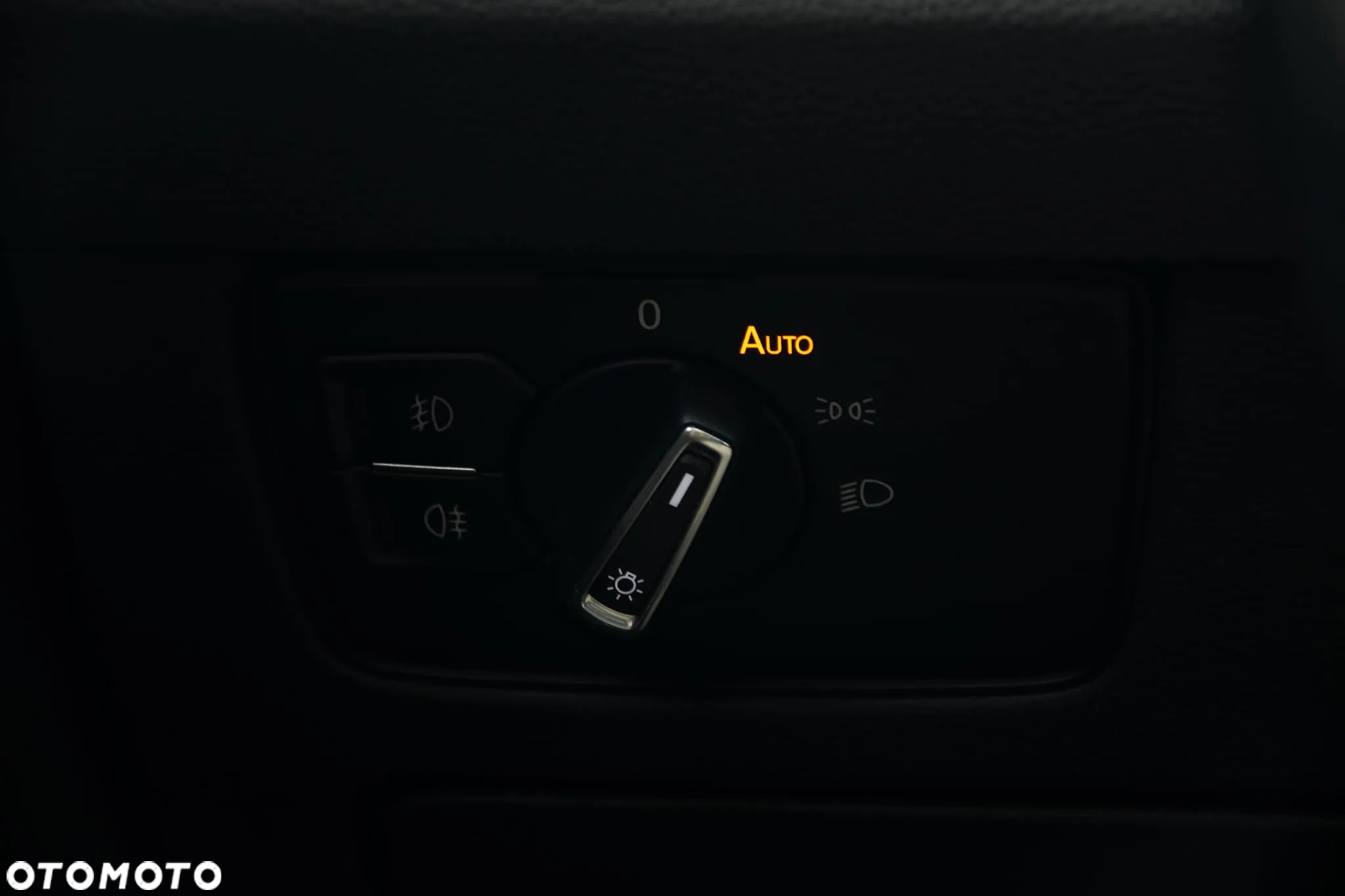 Volkswagen Passat 2.0 TDI BMT Comfortline - 25