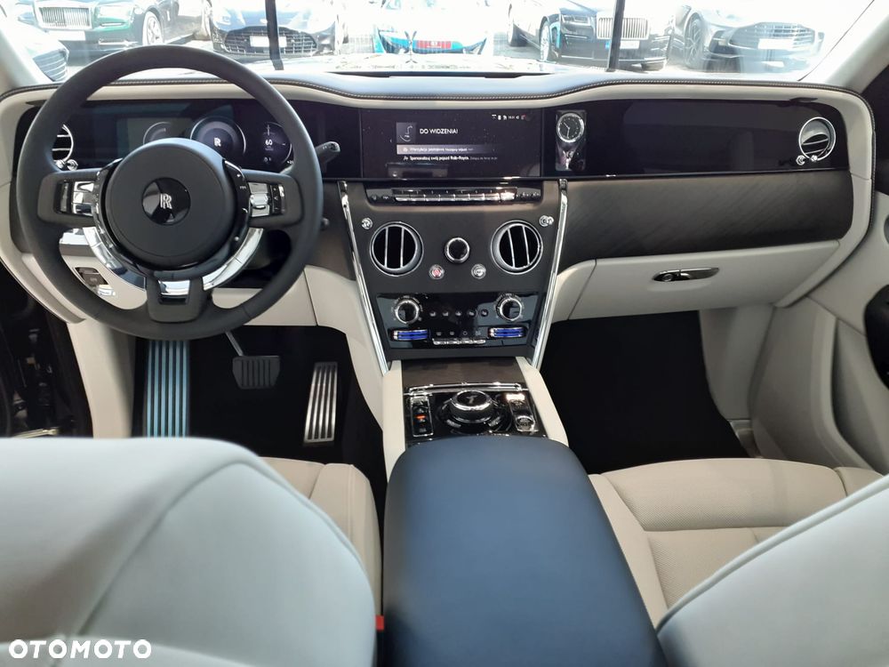 Rolls-Royce Cullinan - 8