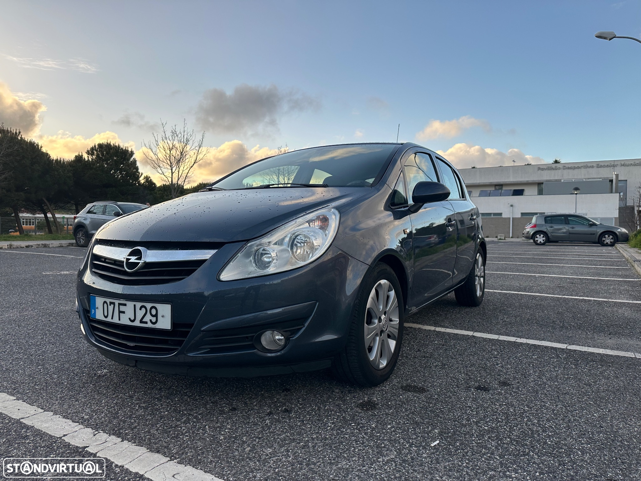 Opel Corsa 1.2 Enjoy - 3