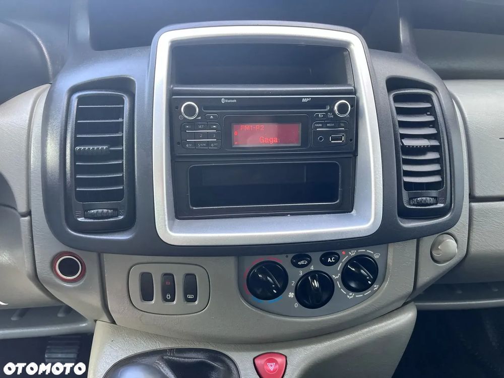 Renault Trafic L2H1 Pack Clim - 17