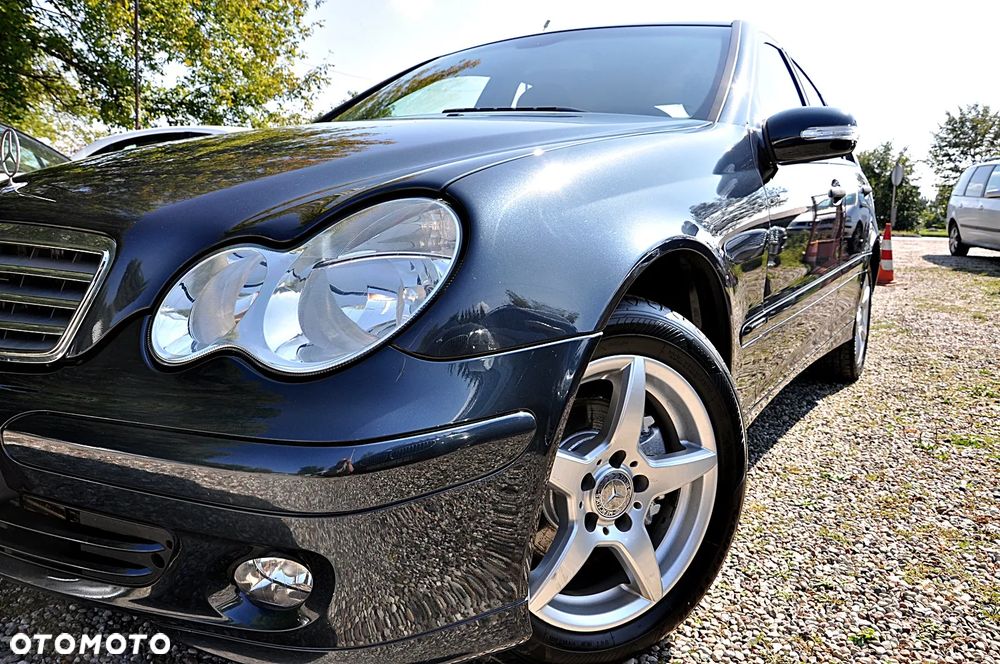 Mercedes-Benz Klasa C 200 Kompressor Automatik Classic Sport Edition + - 4