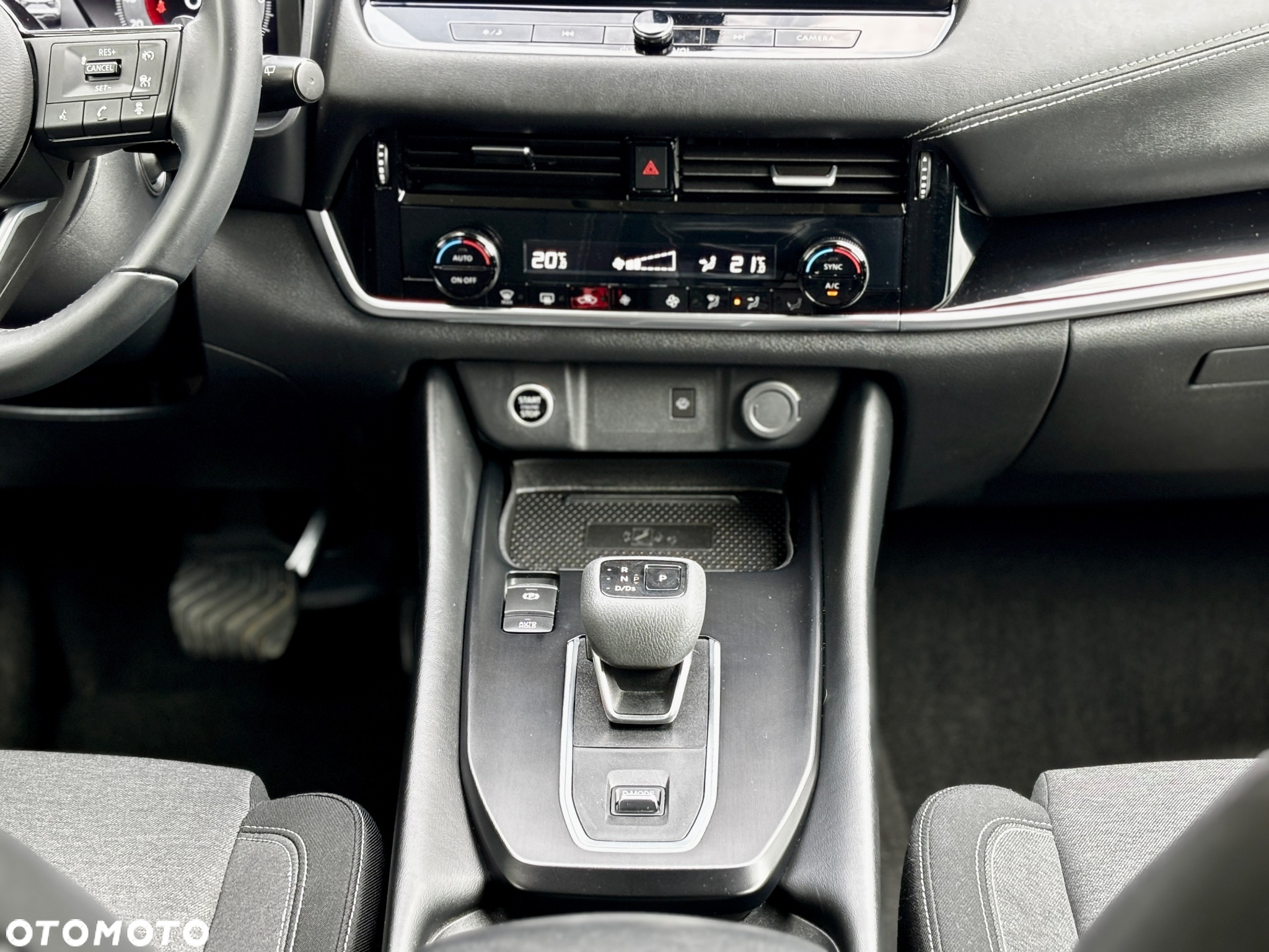 Nissan Qashqai 1.3 DIG-T MHEV Xtronic Acenta - 19