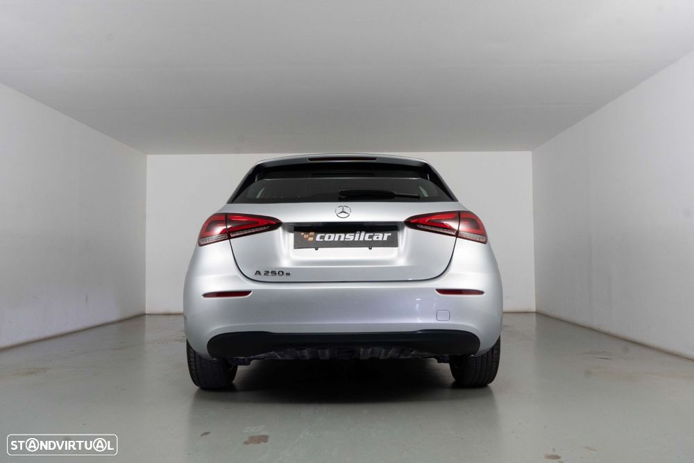 Mercedes-Benz A 250 e Progressive - 5