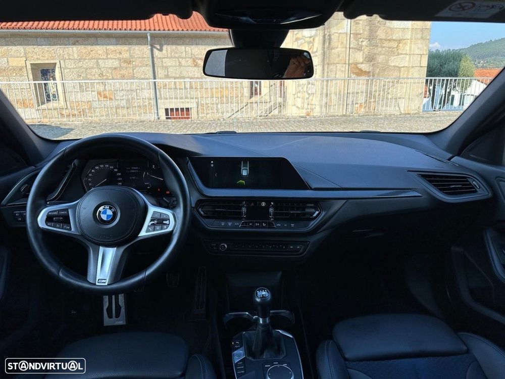 BMW 116 d Pack Desportivo M - 32