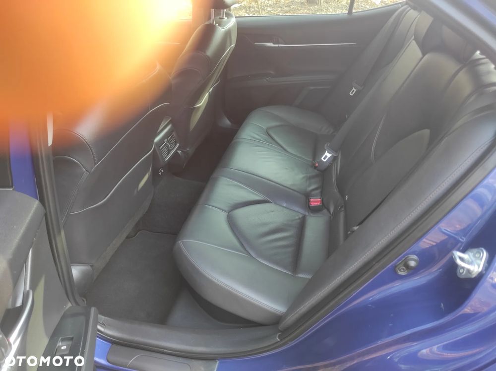 Toyota Camry 2.5 Hybrid Comfort CVT - 5