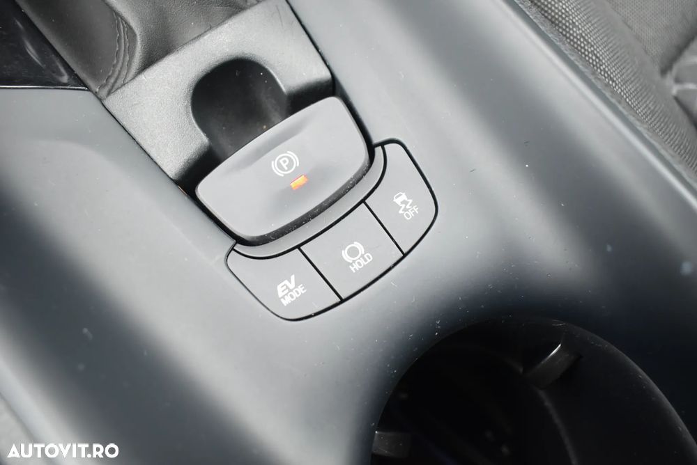 Toyota C-HR - 14
