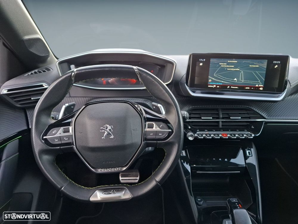 Peugeot 208 1.2 PureTech GT EAT8 - 17