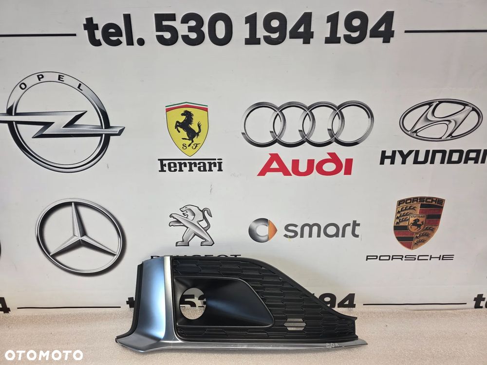 AUDI A5 8W6 LIFT 19- SPORTBACK LEWA / PRAWA KRATKA BOCZNA ZDERZAK PRZEDNIEGO PRZÓD NR 8W6807682S / 8W6807681S NR AUKCJI KB20 - 2