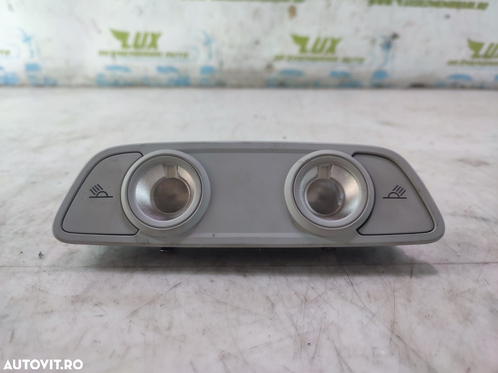 Lampa plafon spate 4M0947111 Audi A6 C8 [2018 - 2020] 2.0 DKNA +hybri - 1