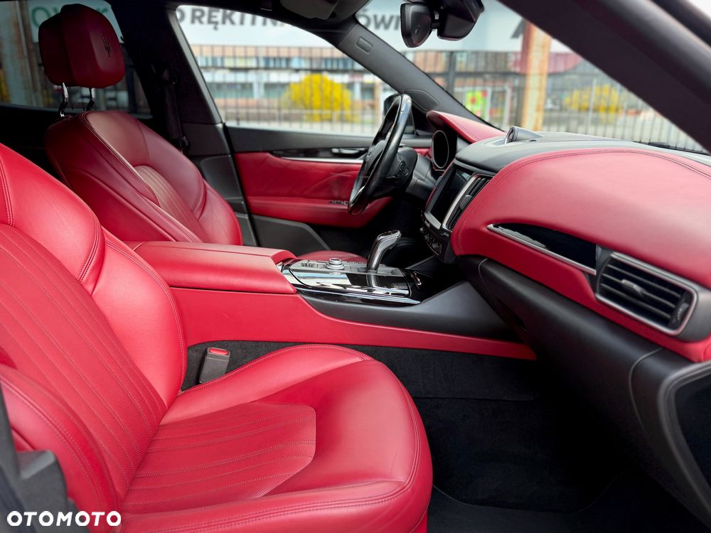 Maserati Levante Granlusso - 20