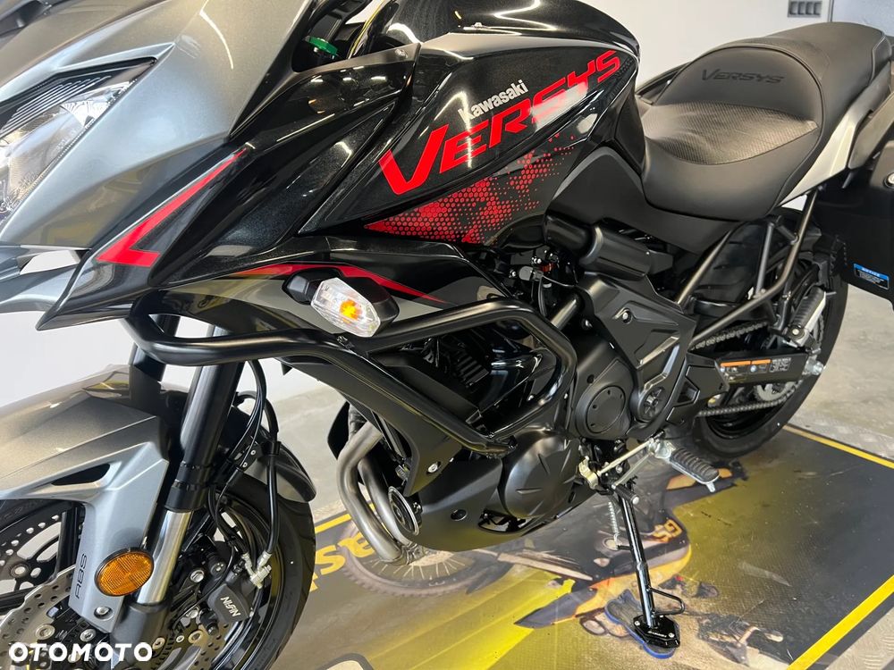 Kawasaki Versys 650 - 11