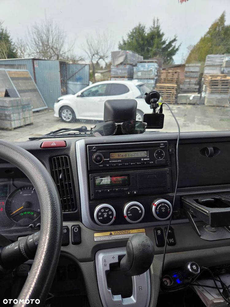 Mitsubishi FUSO Canter - 15