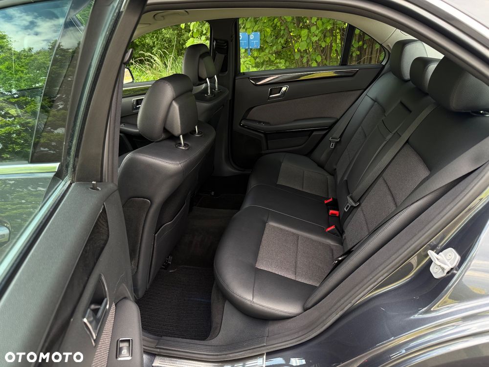 Mercedes-Benz Klasa E 200 CGI BlueEFFICIENCY 7G-TRONIC Avantgarde - 10