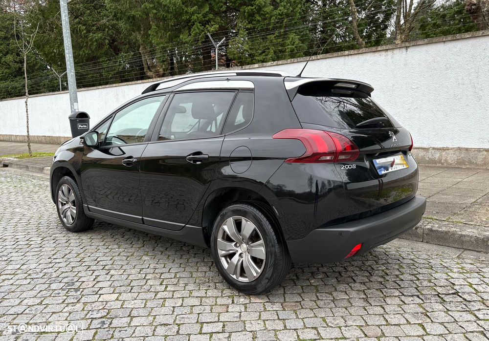 Peugeot 2008 1.2 PureTech Style - 16