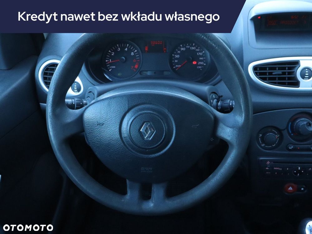 Renault Clio - 19