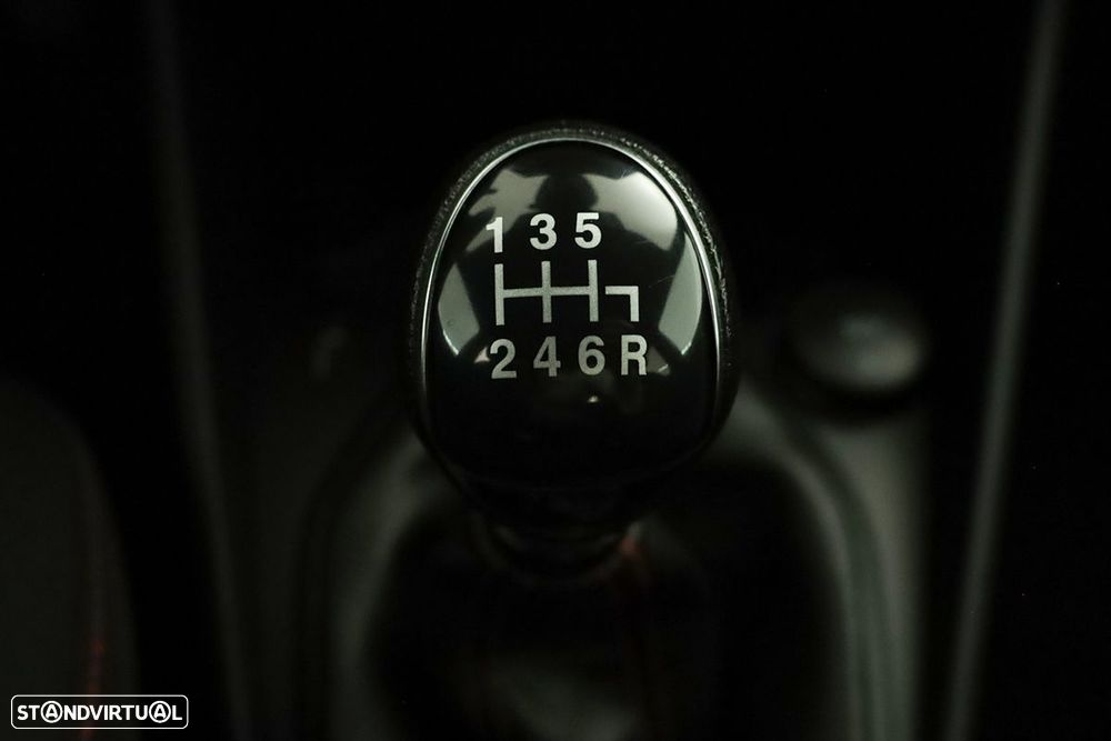 Ford Fiesta 1.0 EcoBoost ST-Line - 13