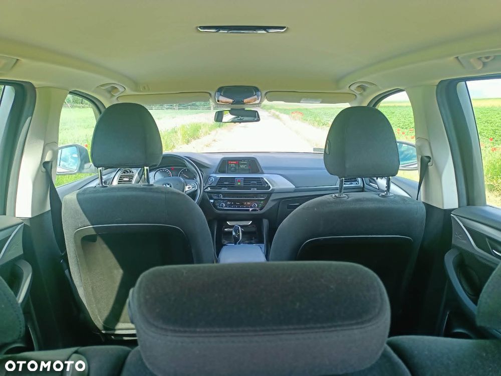 BMW X3 xDrive20d - 11