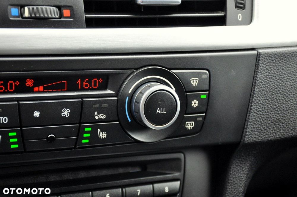 BMW Seria 3 - 35