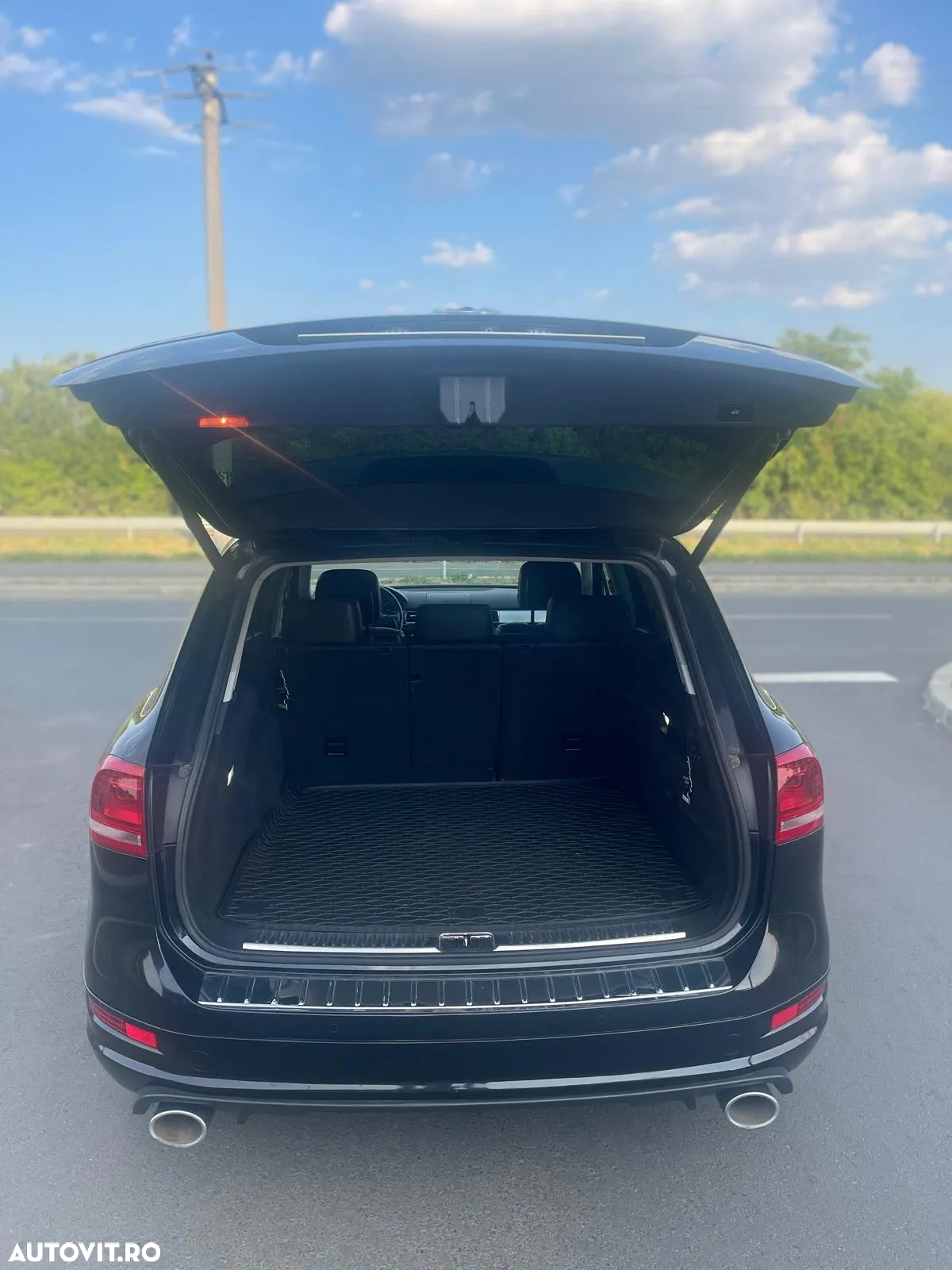 Volkswagen Touareg - 19