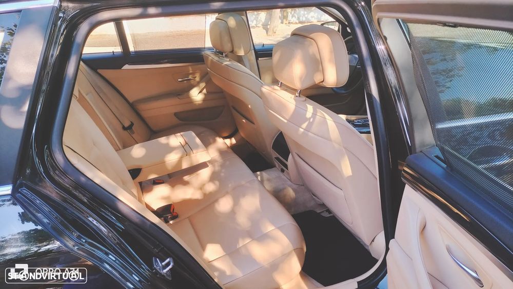 BMW 520 d Exclusive Auto 129g - 16