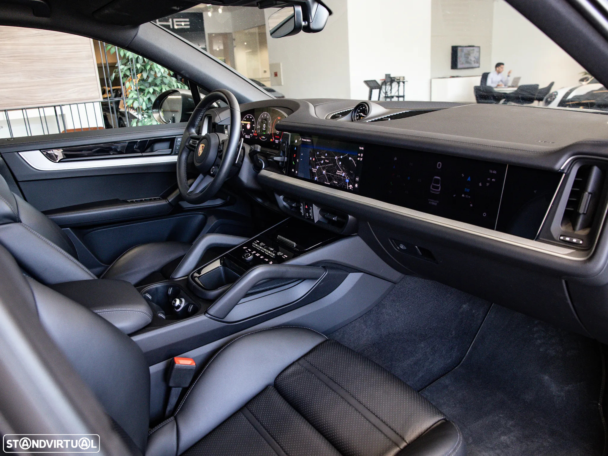 Porsche Cayenne Coupé E-Hybrid - 43