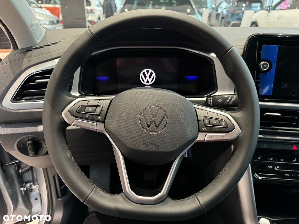 Volkswagen T-Roc - 11