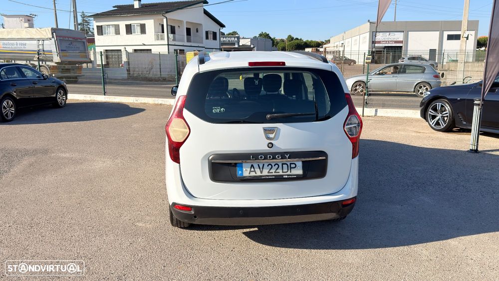 Dacia Lodgy TCe 115 Stepway - 2
