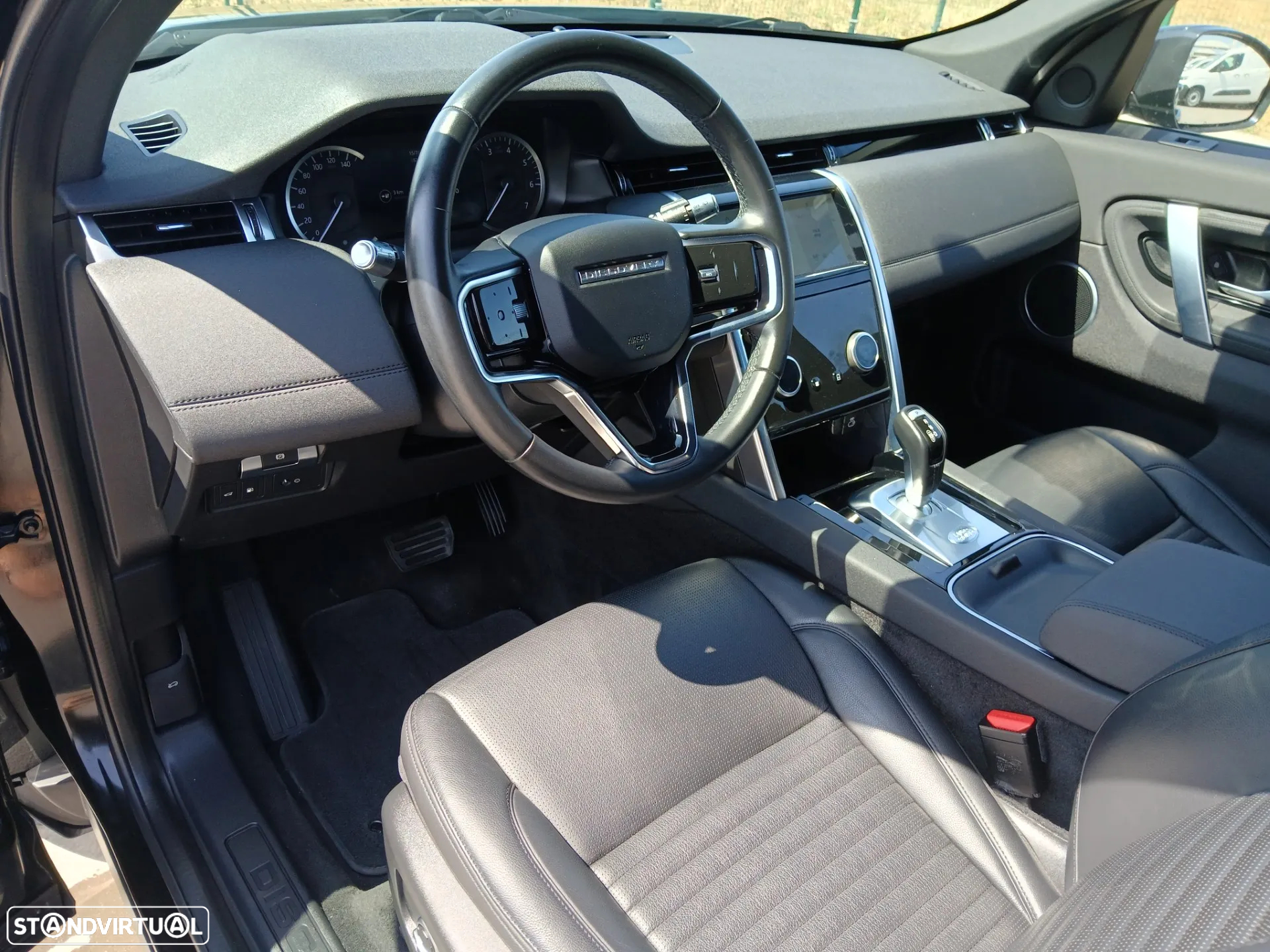 Land Rover Discovery Sport 1.5 I3 P300e AWD R-Dynamic SE - 20