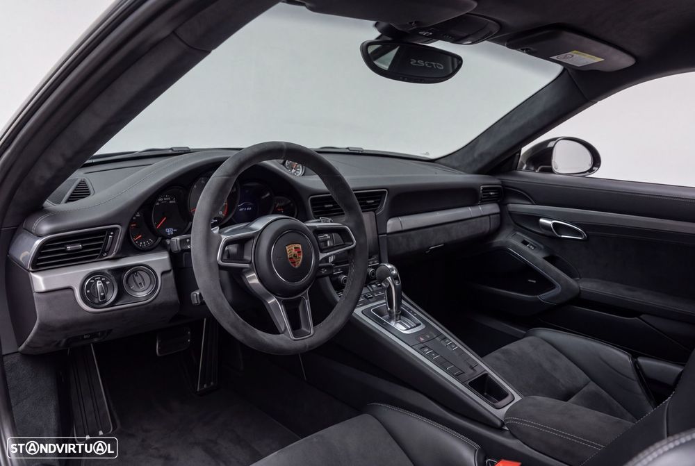 Porsche 911 (991) GT3 RS - 13