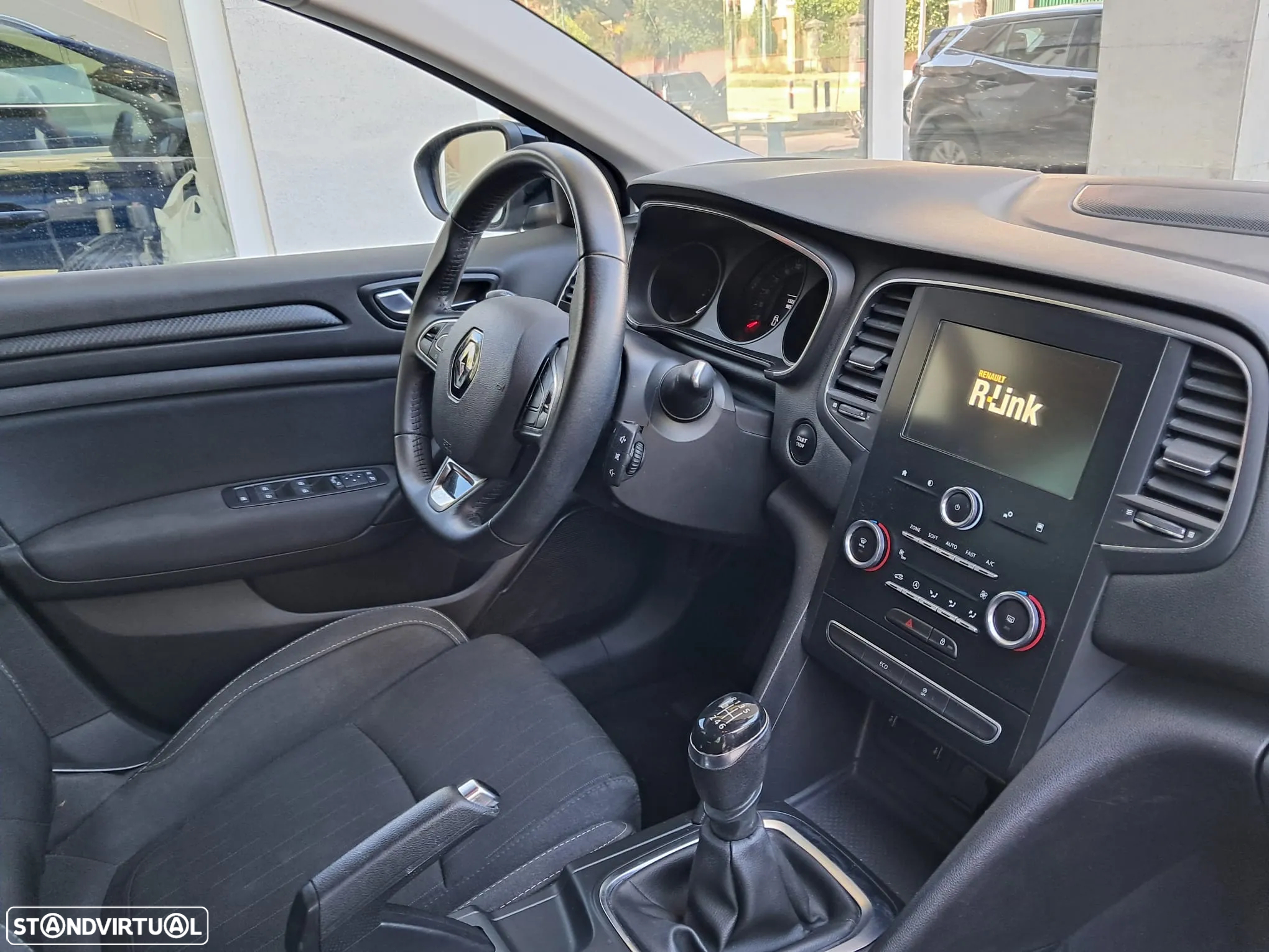 Renault Mégane Sport Tourer 1.5 Blue dCi Limited - 17