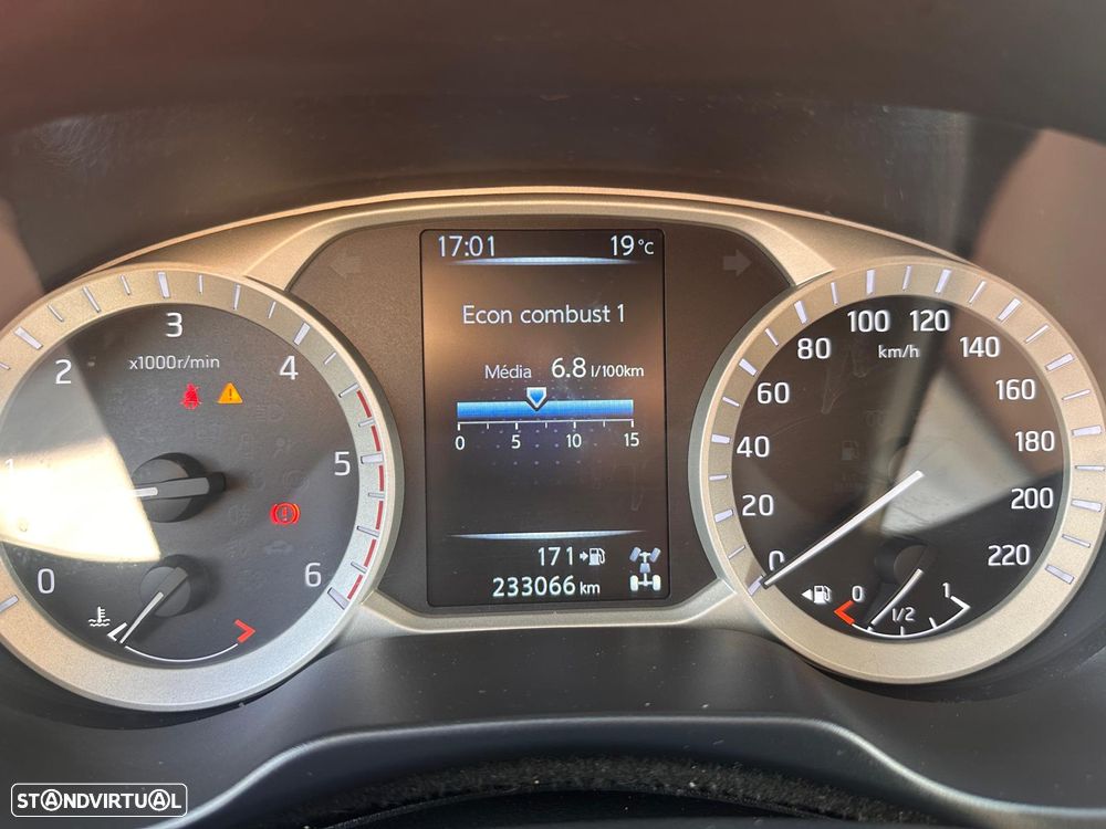 Nissan Navarra 2.3 DCi King Cab 4x4 - 12