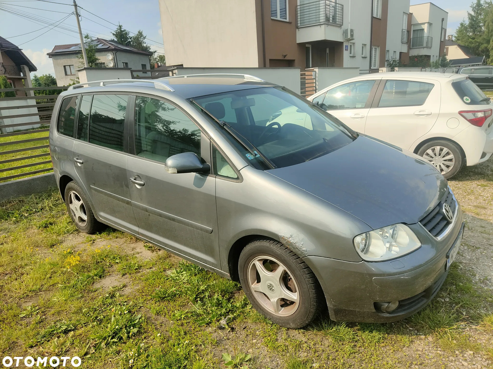 Volkswagen Touran - 3
