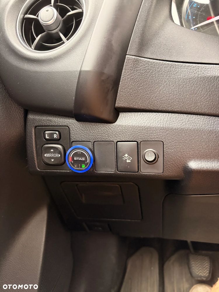 Toyota Corolla 1.6 Comfort - 21