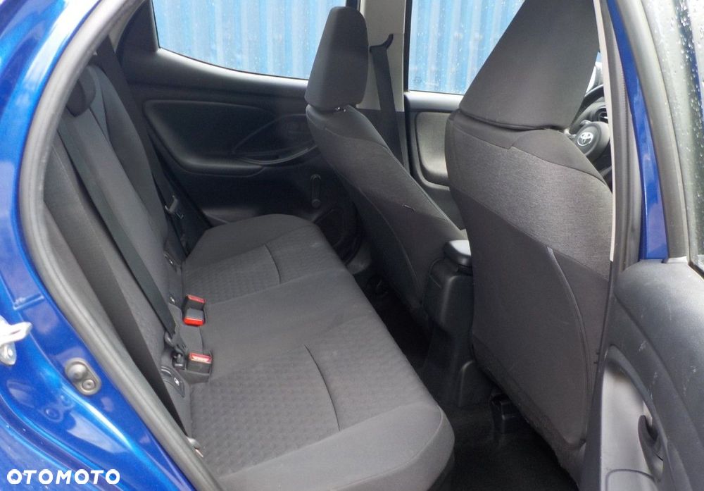 Toyota Yaris - 17