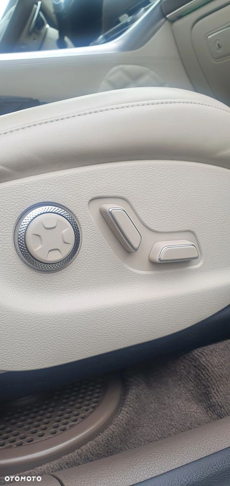 Genesis GV80 - 29