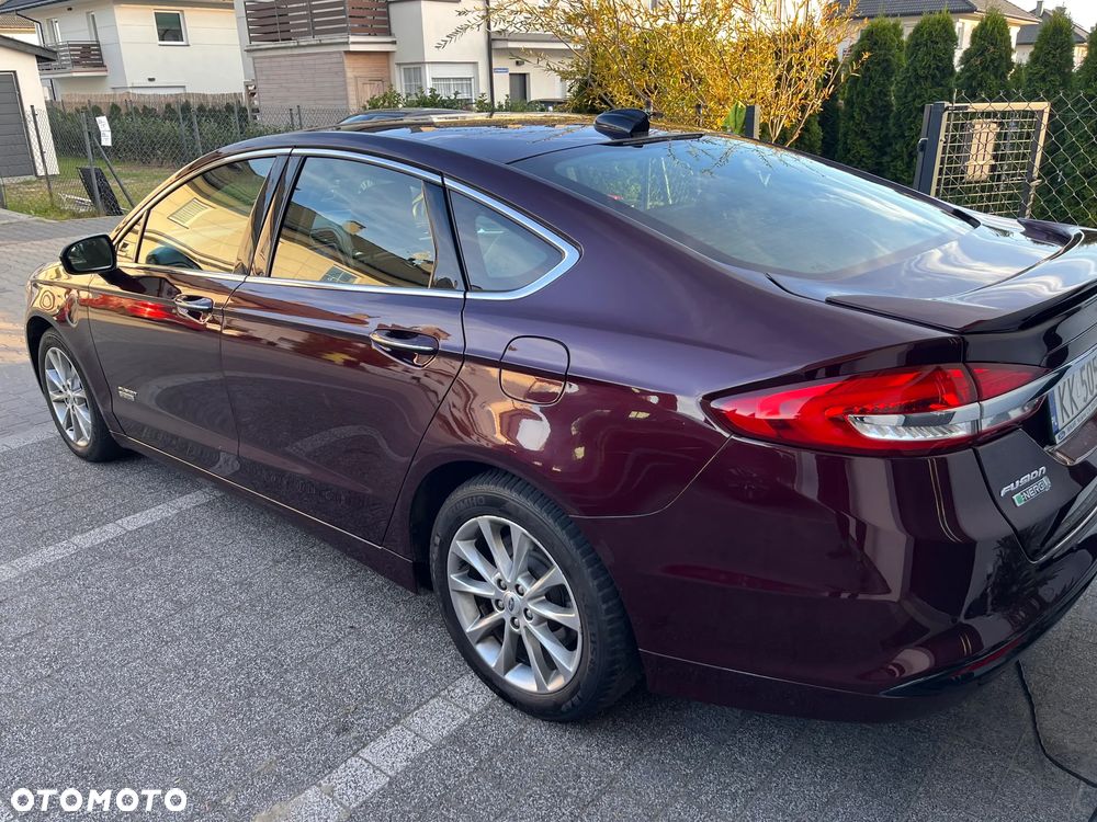 Ford Fusion - 10