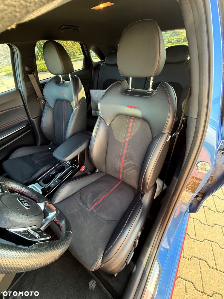 Kia Ceed - 7