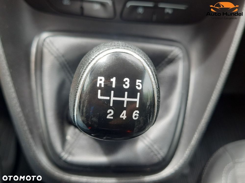 Ford Tourneo Connect - 34