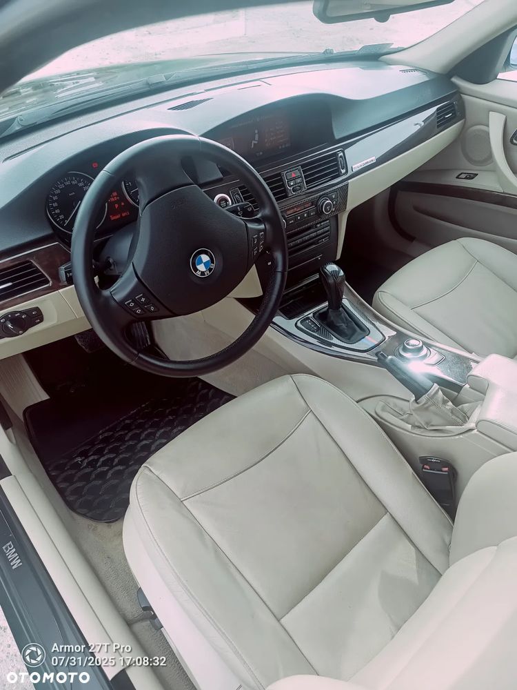 BMW Seria 3 335d - 11