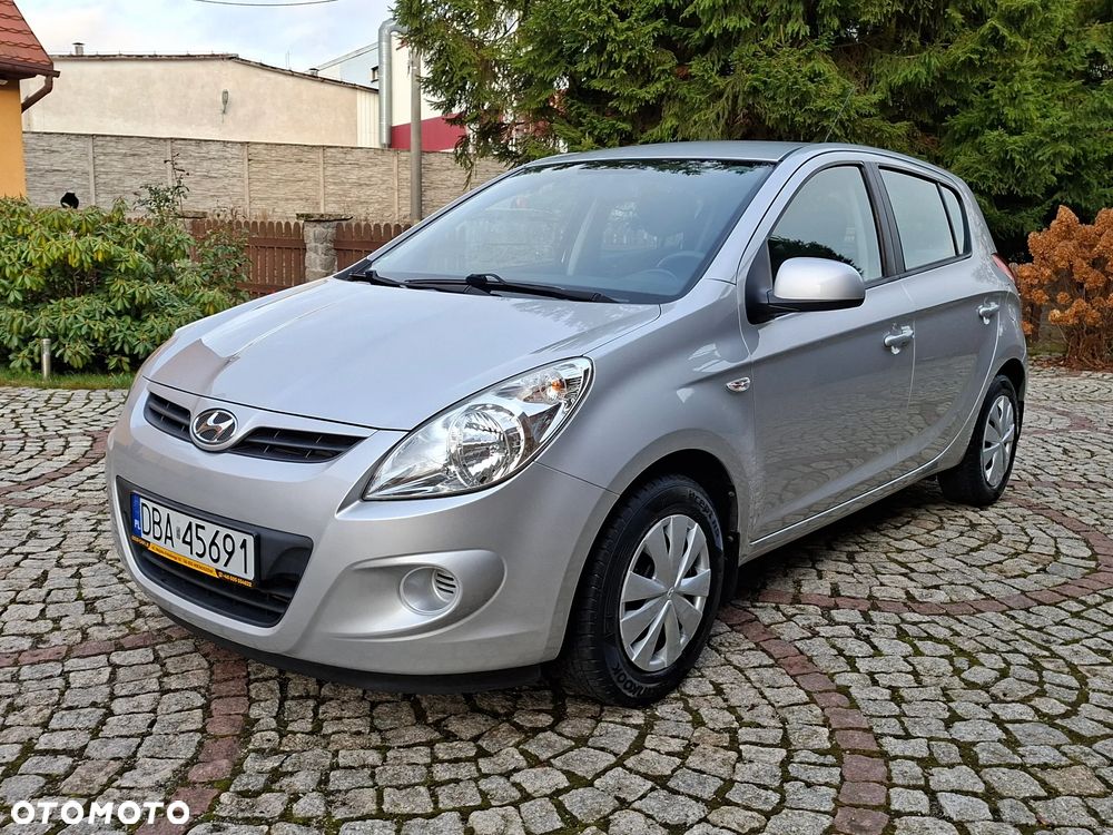 Hyundai i20 1.2 UEFA EURO 2012 Edition