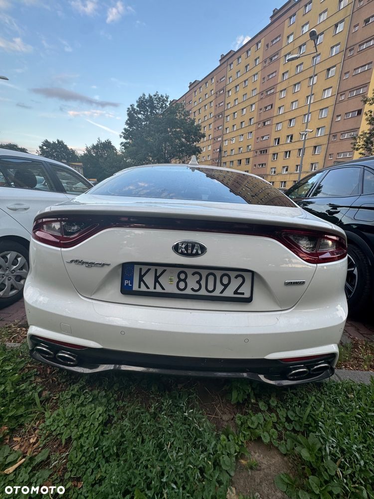 Kia Stinger 2.0 T-GDI L - 33