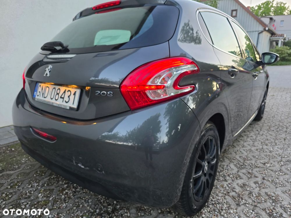 Peugeot 208 1.2 VTi Allure - 36