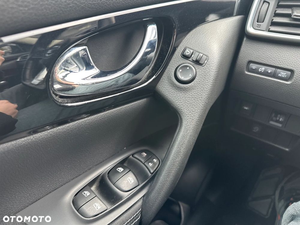 Nissan Qashqai 1.6 DIG-T Acenta - 8