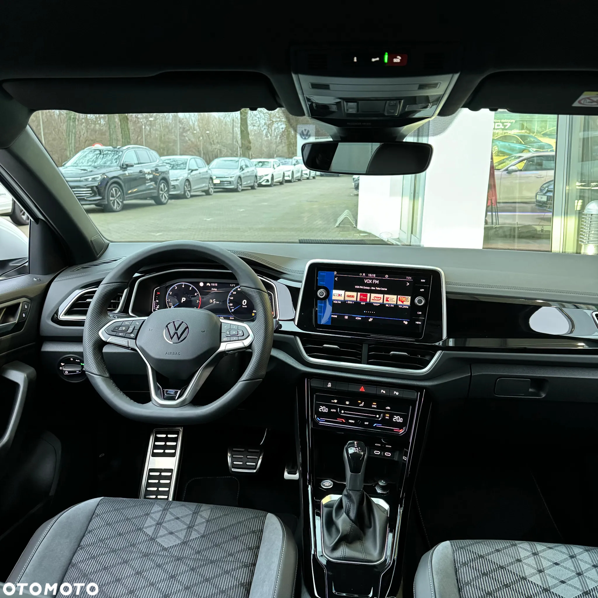 Volkswagen T-Roc 1.5 TSI R-Line Plus DSG - 15