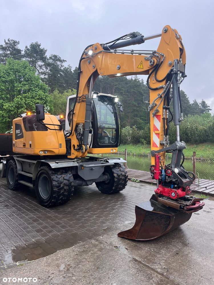 Liebherr A 910 Compact - 7