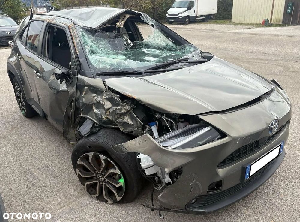 Toyota Yaris Cross 1.5 VVT-i AWD-i Premiere Edition - 6