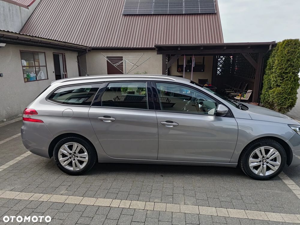 Peugeot 308 BlueHDi 120 Stop & Start Allure - 11
