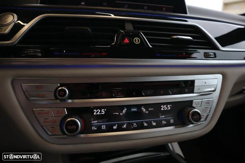 BMW 740 d xDrive Auto - 34