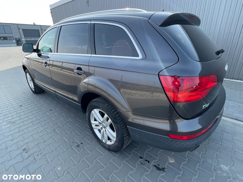 Audi Q7 - 6