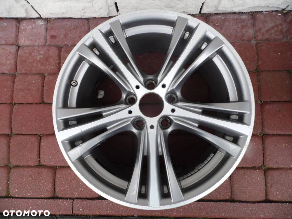 Felga 19'' 5x120 BMW 8,5x19 ET47 6883015 6857566 - 2
